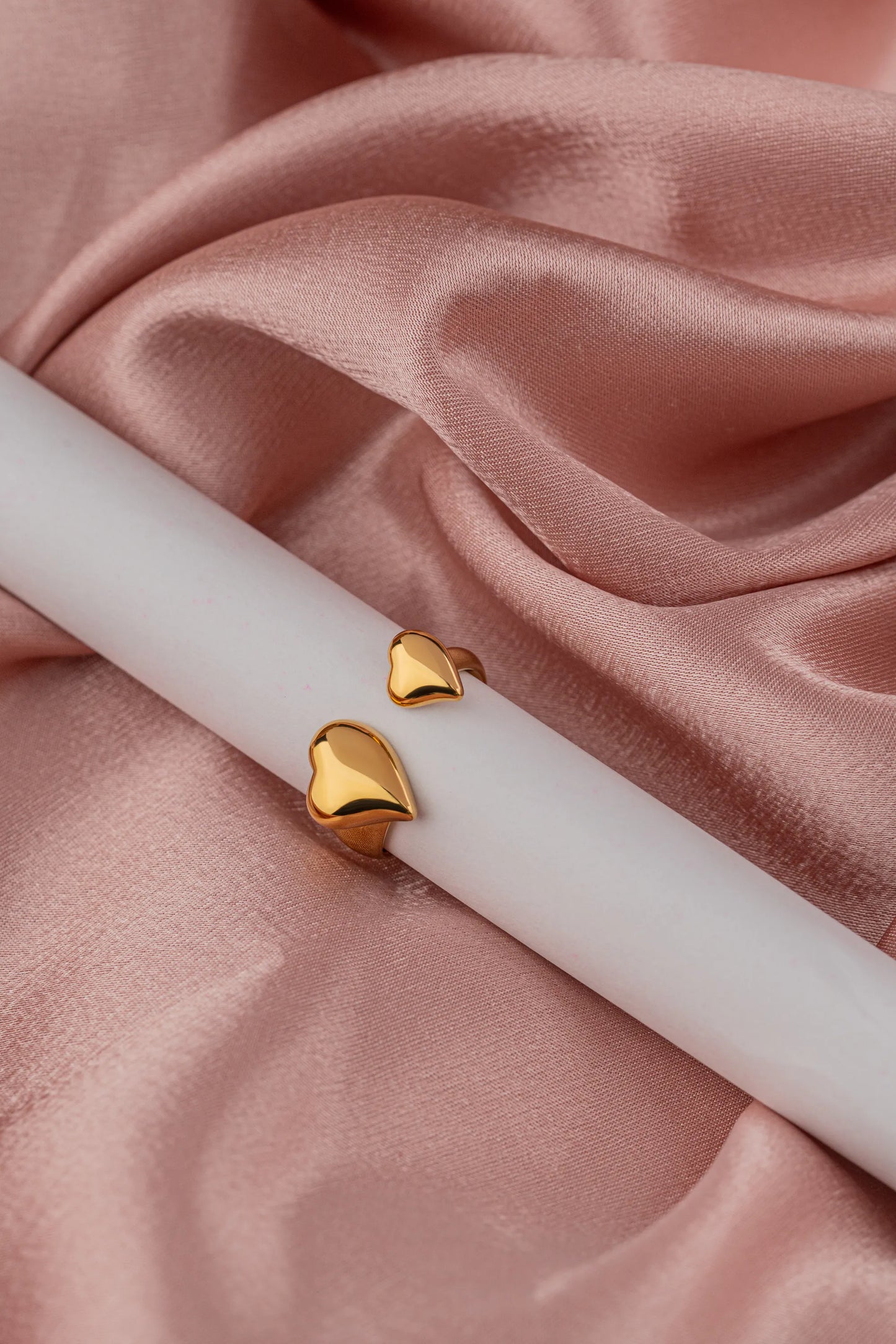 Hug – 18K Gold Plated Heart Adjustable Ring