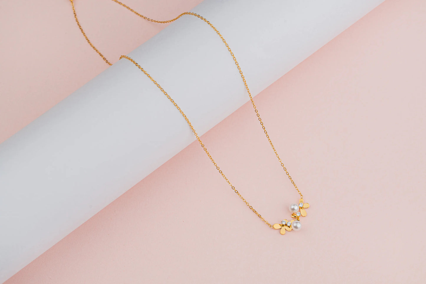 Petaline – 18K Gold Plated Pearl Floral Necklace