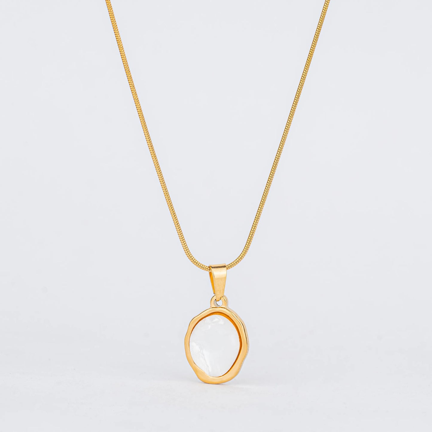 Solace – 18K Gold Plated Necklace with MOP Pendant