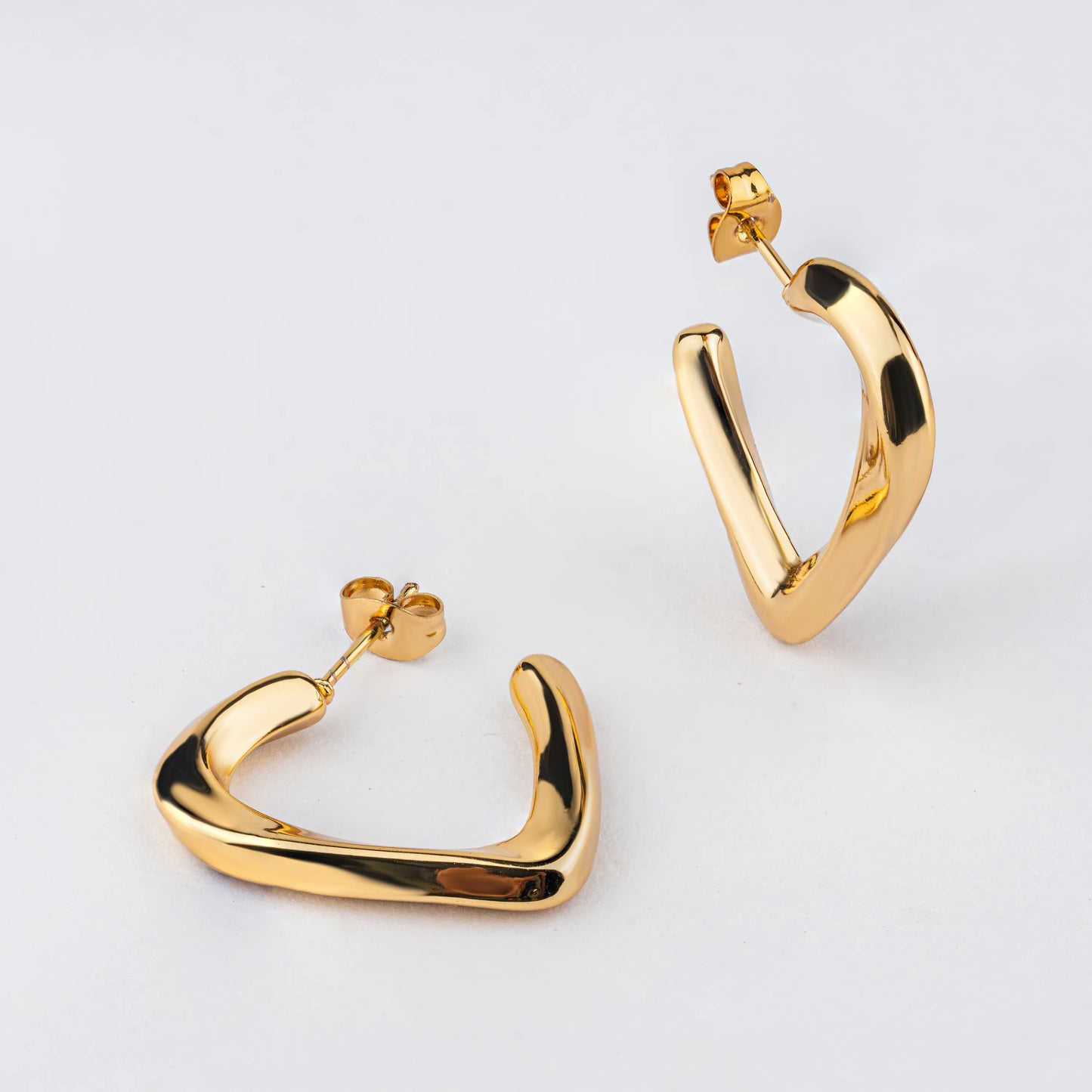 Sway – Sculptural V 18K Gold Plated Hoop Earrings