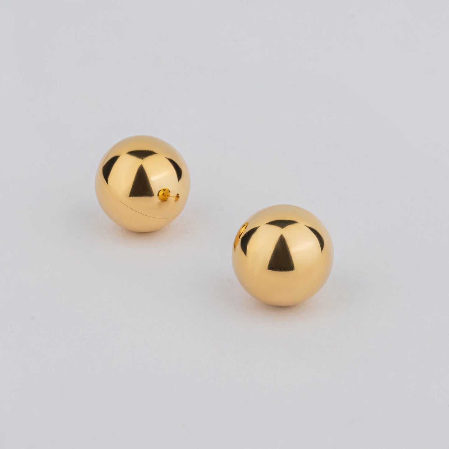 Orbelle – 18K Gold Plated Bold Ball Stud Earrings