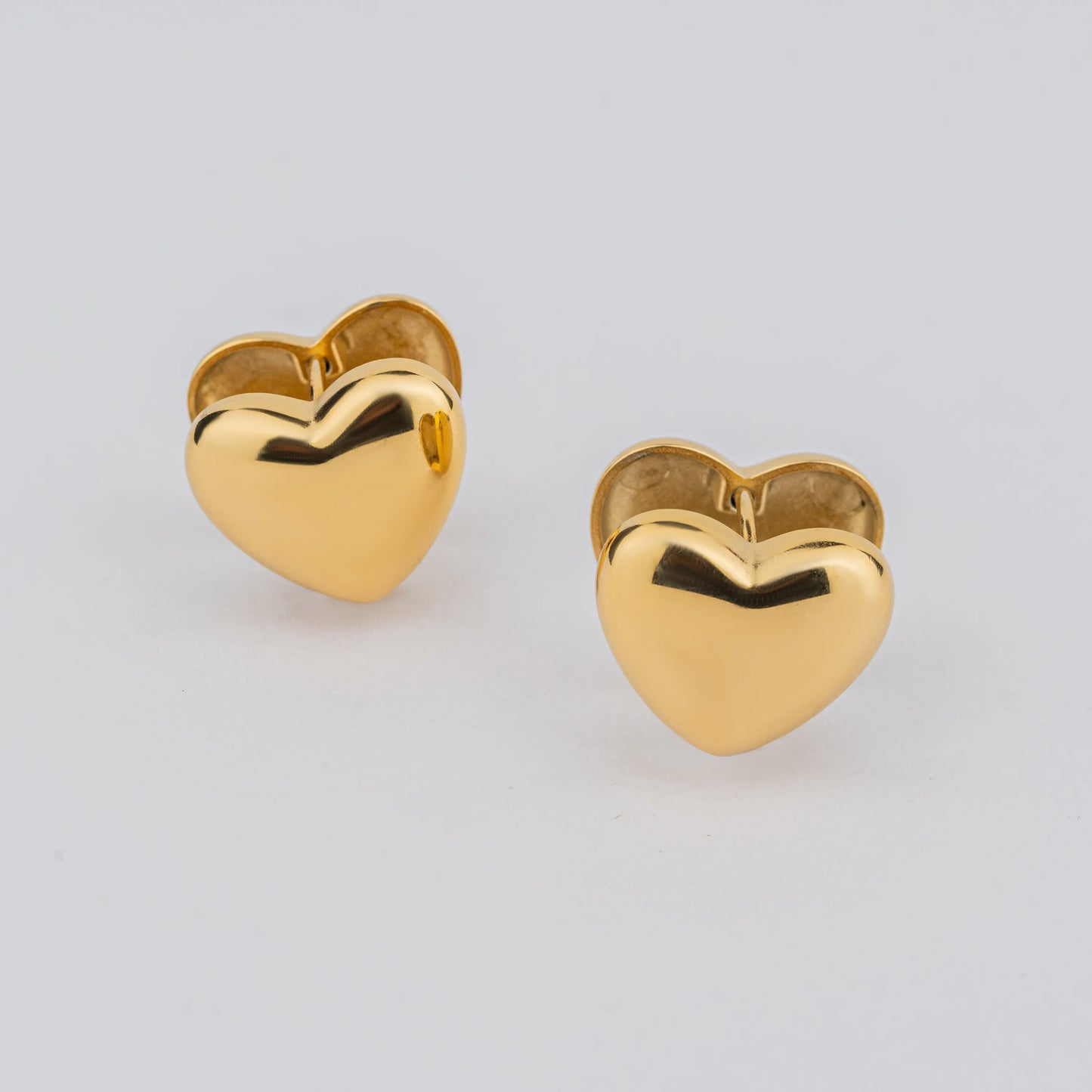 Puff – 18K Gold Plated Puffed Heart Huggie Earrings