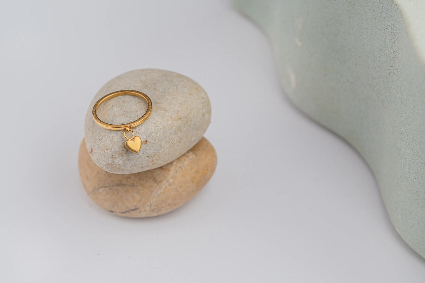 Dote – Heart Charm Ring