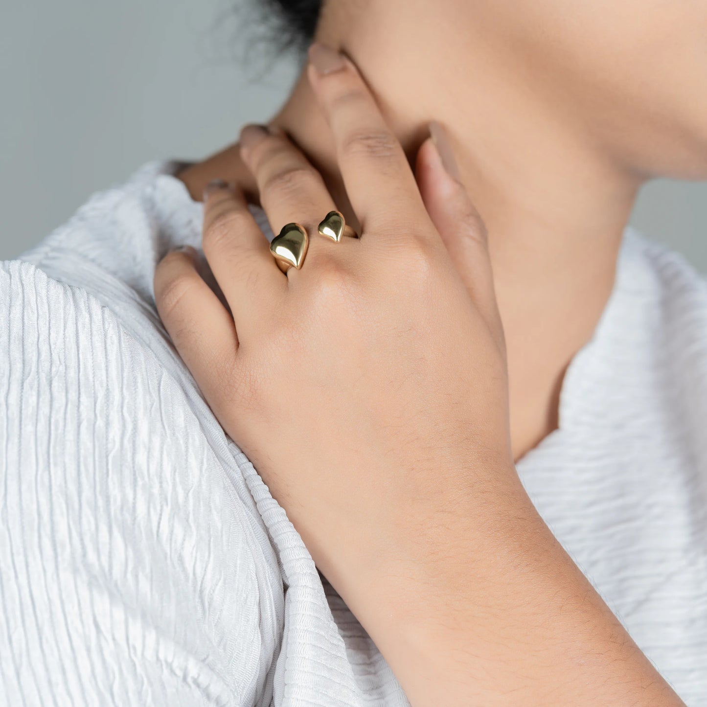 Hug – 18K Gold Plated Heart Adjustable Ring