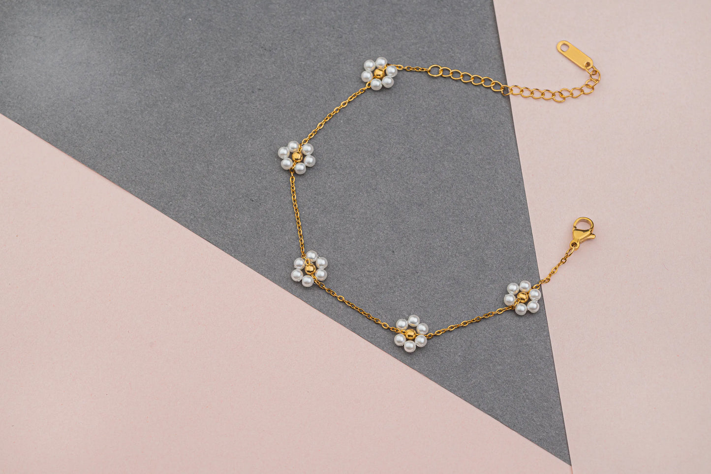 Petalpop – Pearl Flower Bracelet