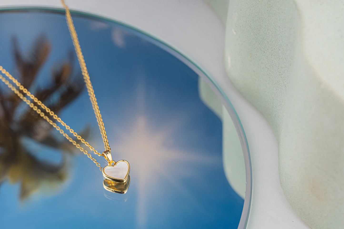Amour – 18K Gold Plated Heart Pendant Necklace
