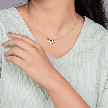 Flair – Gold Necklace with MOP Inlay Fan Pendants