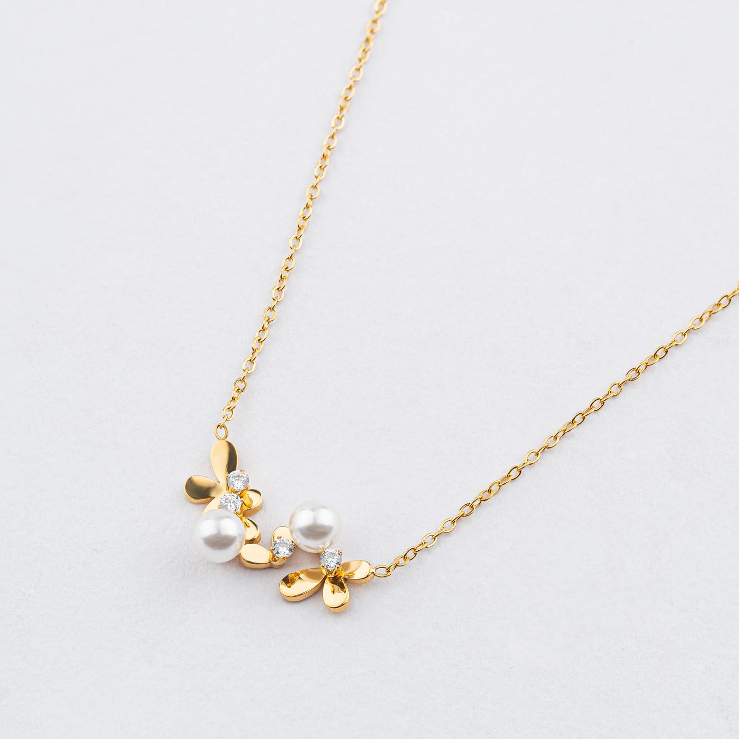 Petaline – 18K Gold Plated Pearl Floral Necklace