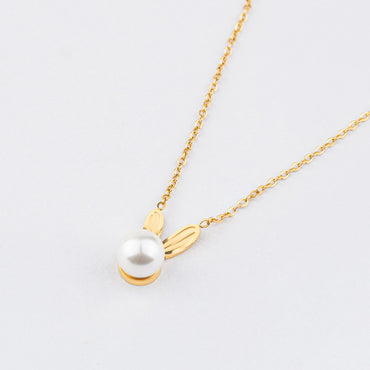 Peep – Gold-Plated Pearl Bunny Pendant Necklace