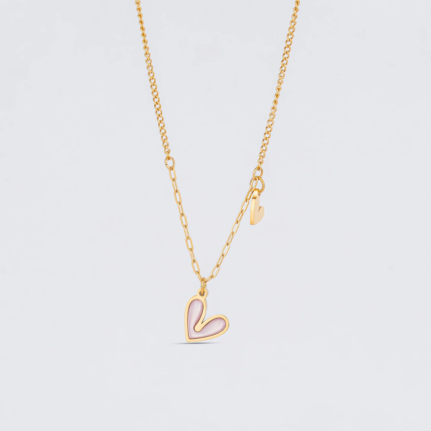 Sweetheart – Gold Heart Pendant Necklace