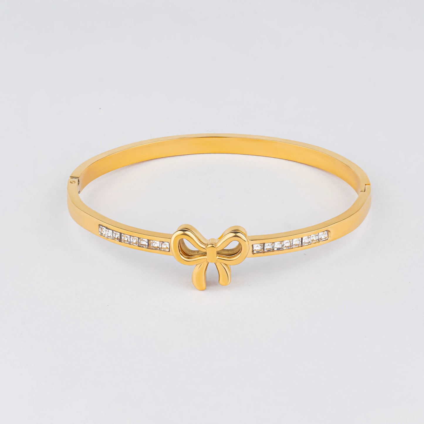Poise – 18K Gold Plated Gold Bow CZ Bangle