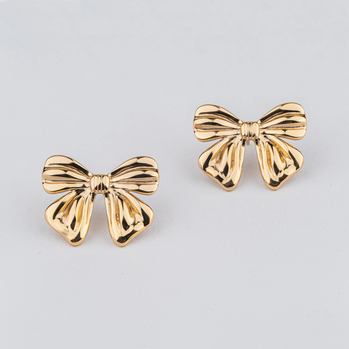 Twinkle – 18K Gold Plated Bow Stud Earrings