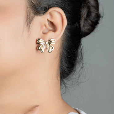 Twinkle – 18K Gold Plated Bow Stud Earrings