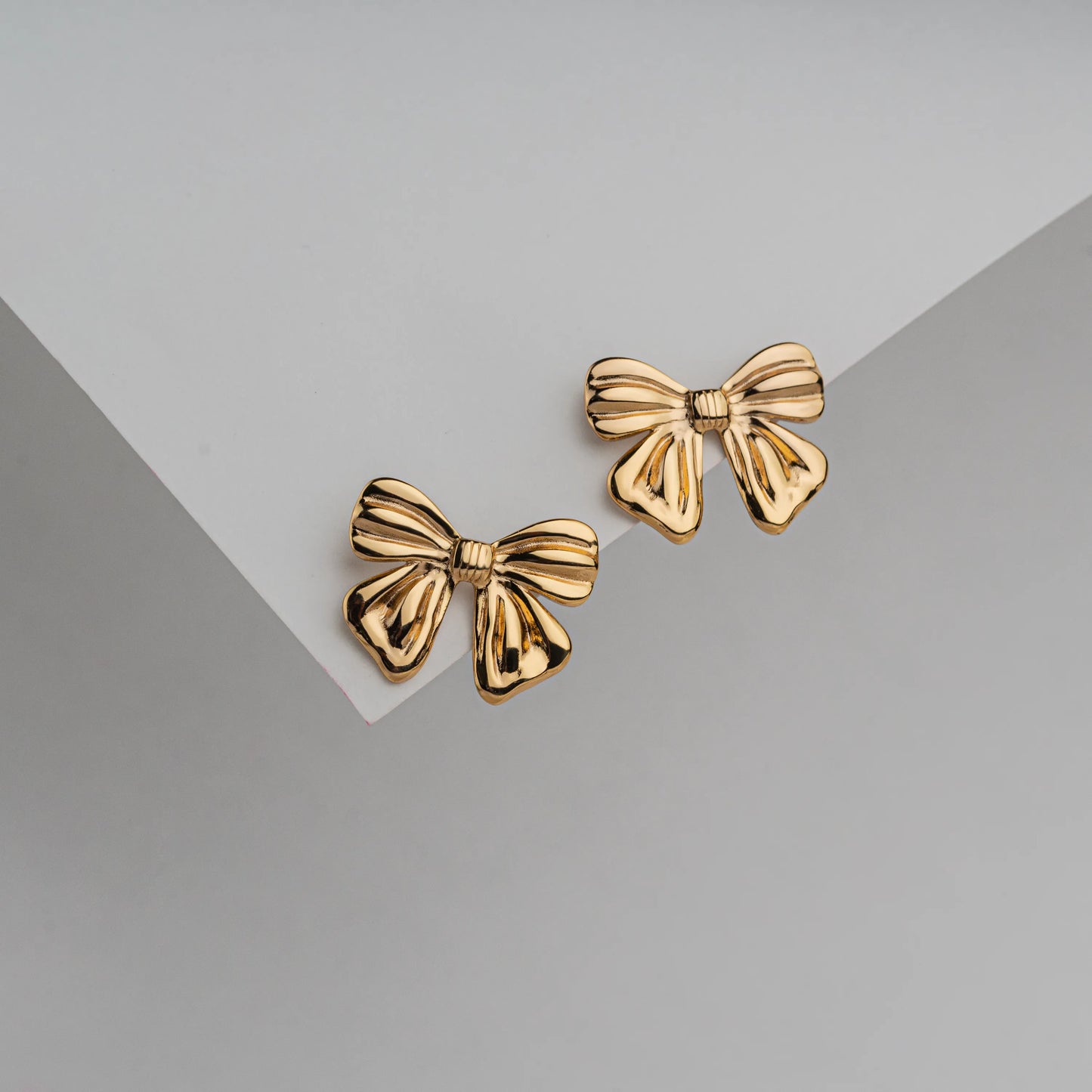 Twinkle – 18K Gold Plated Bow Stud Earrings