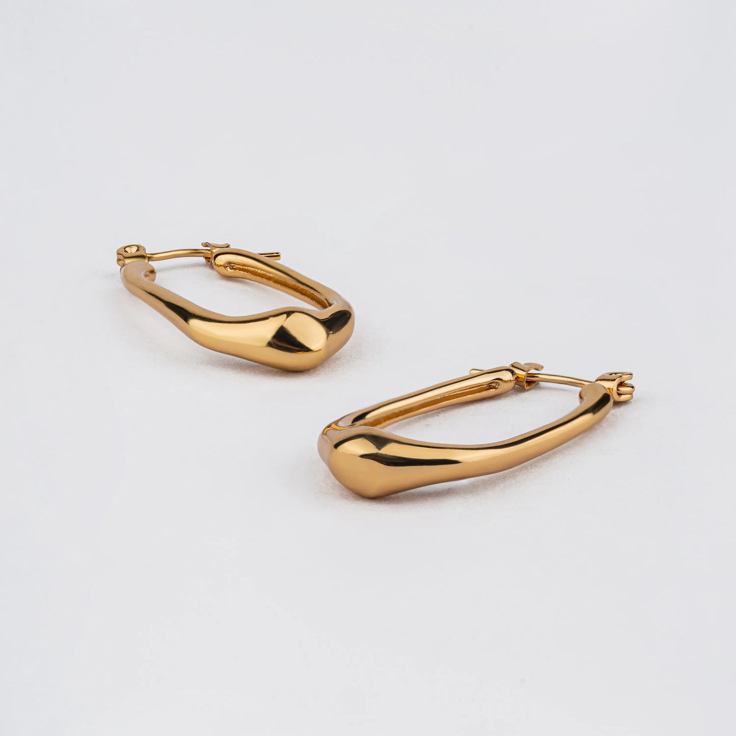 Dune – Sculpted 18K Gold Plated Hoop Earrings