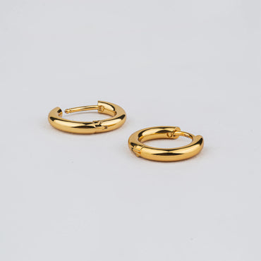 Lush – Gold Plated Minimal Hoop Earrings