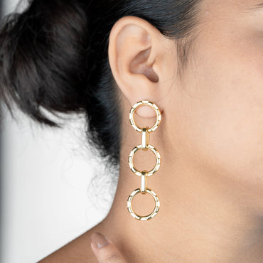 Trinity – 18K Gold Plated Earrings with Gold Triple Linked Circles