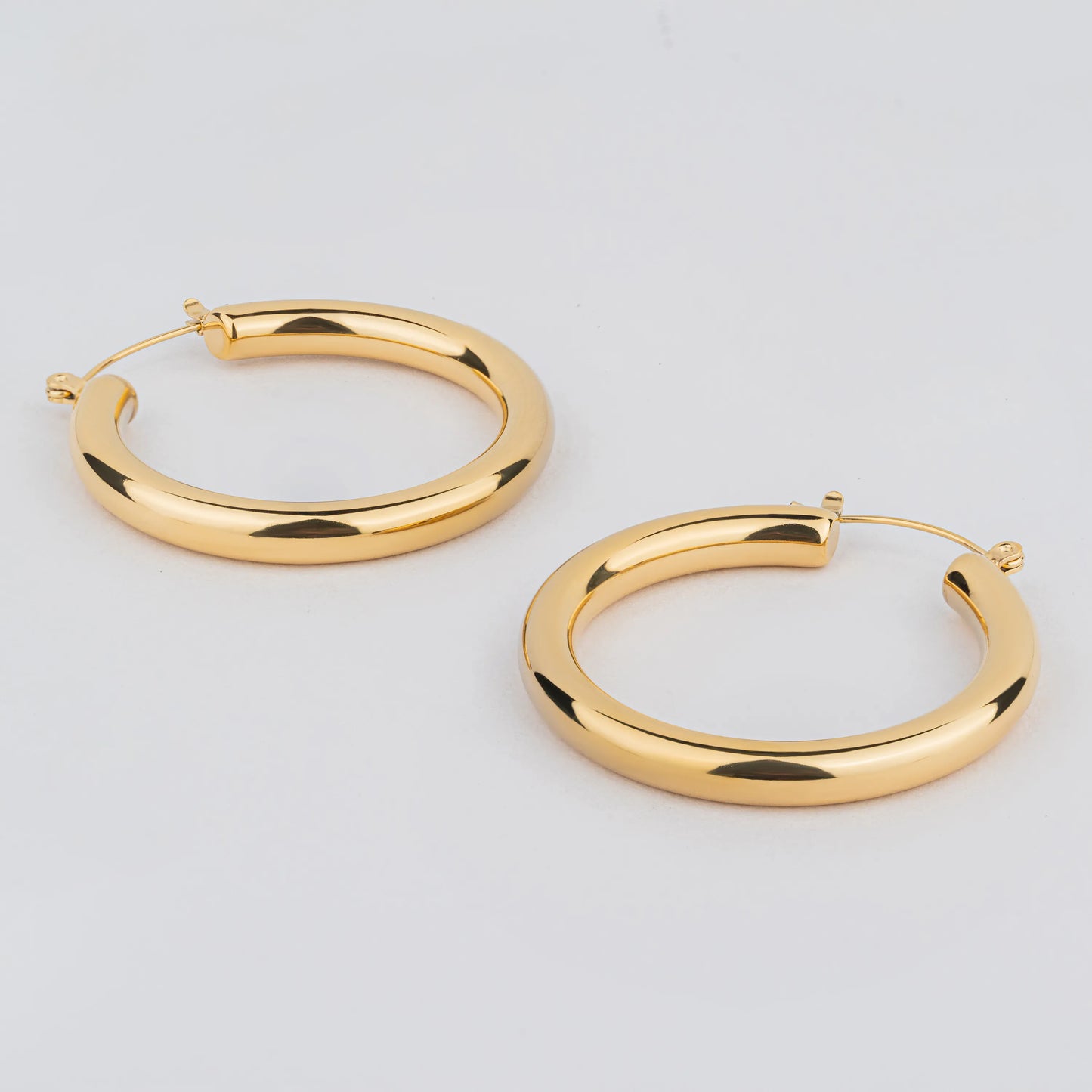 Loop 2.0 – 18K Gold Plated Hoop Earrings