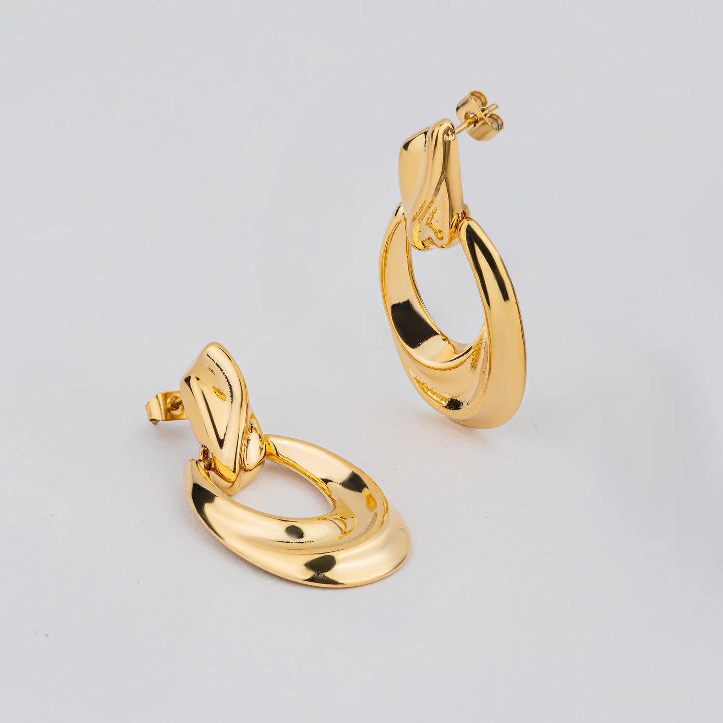 Velo – 18K Gold Plated Polished Oval Drop Earrings