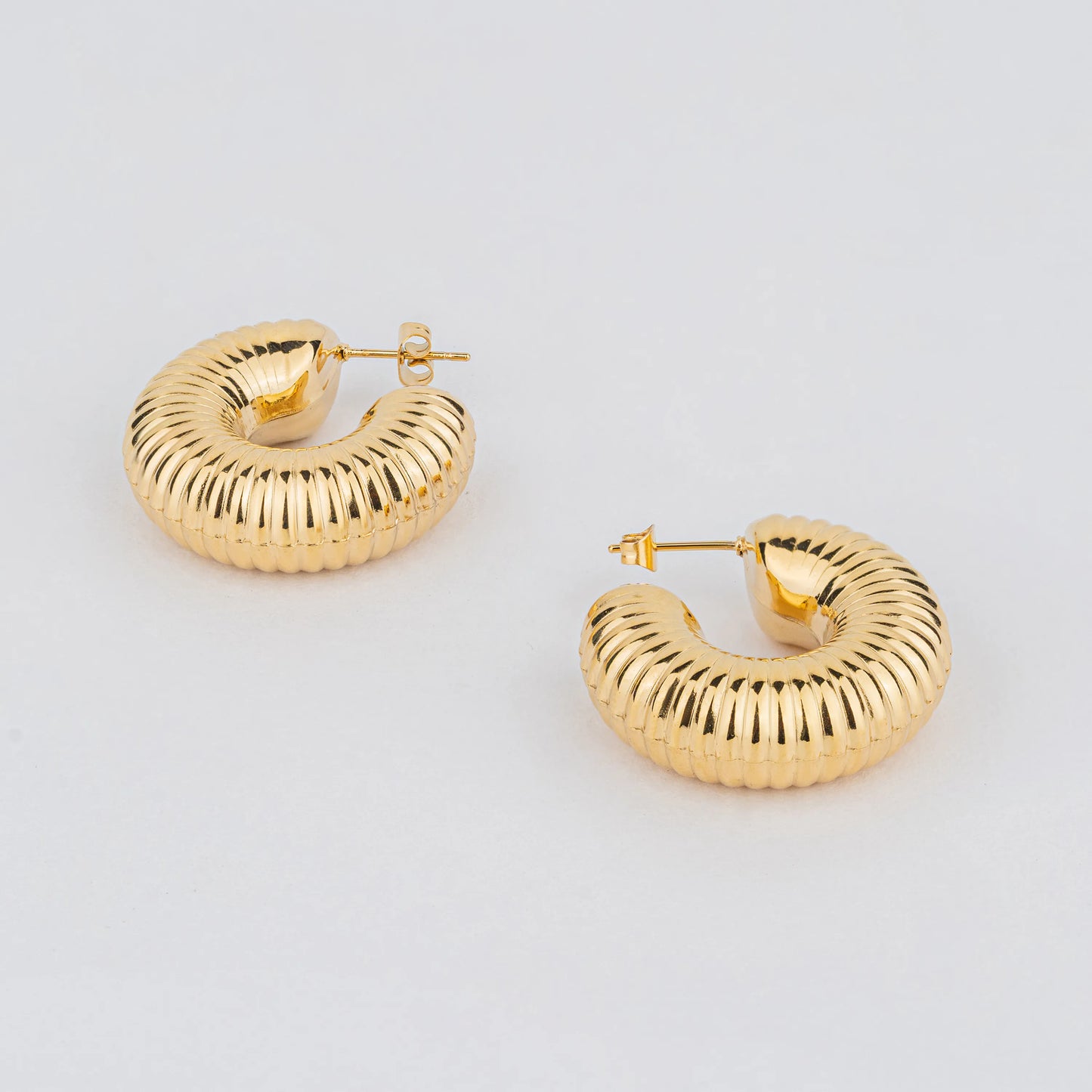 Cocoon – 18K Gold Plated Ridged Hoops