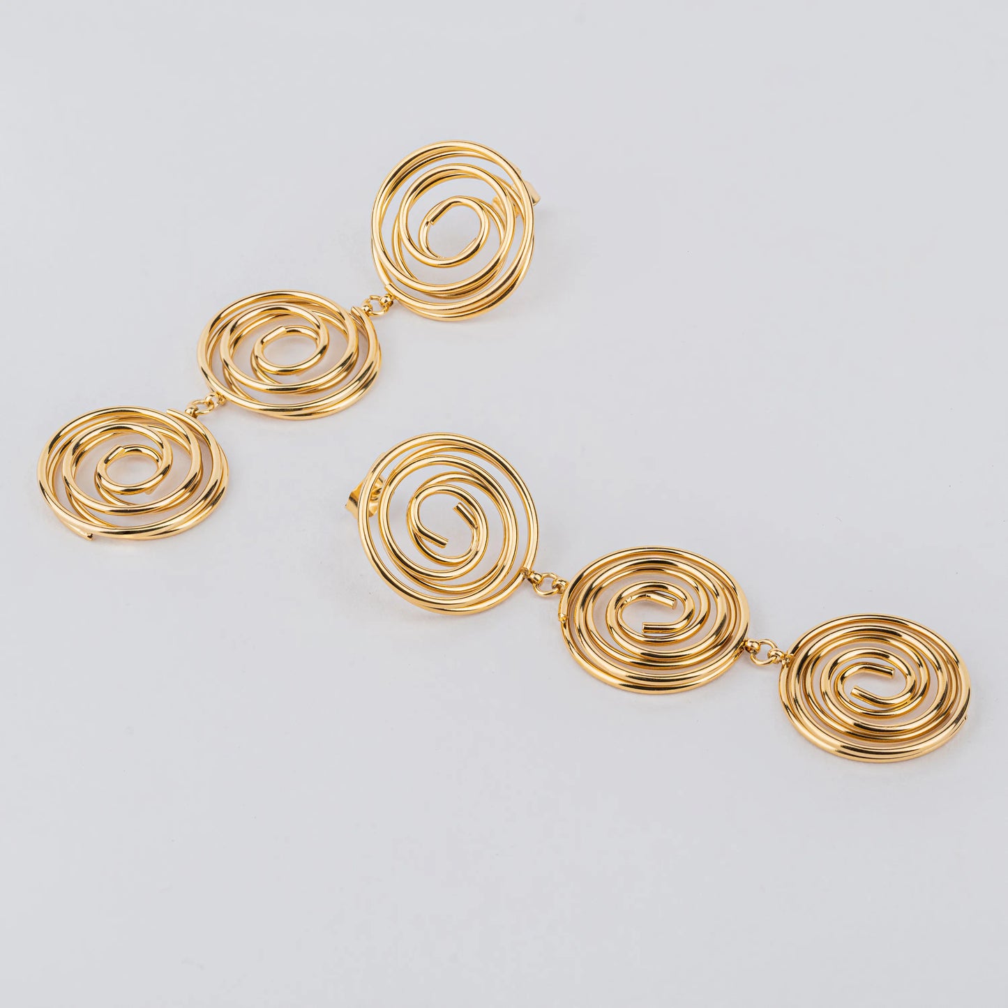 Twist – 18K Gold Plated Spiral Drop Earrings