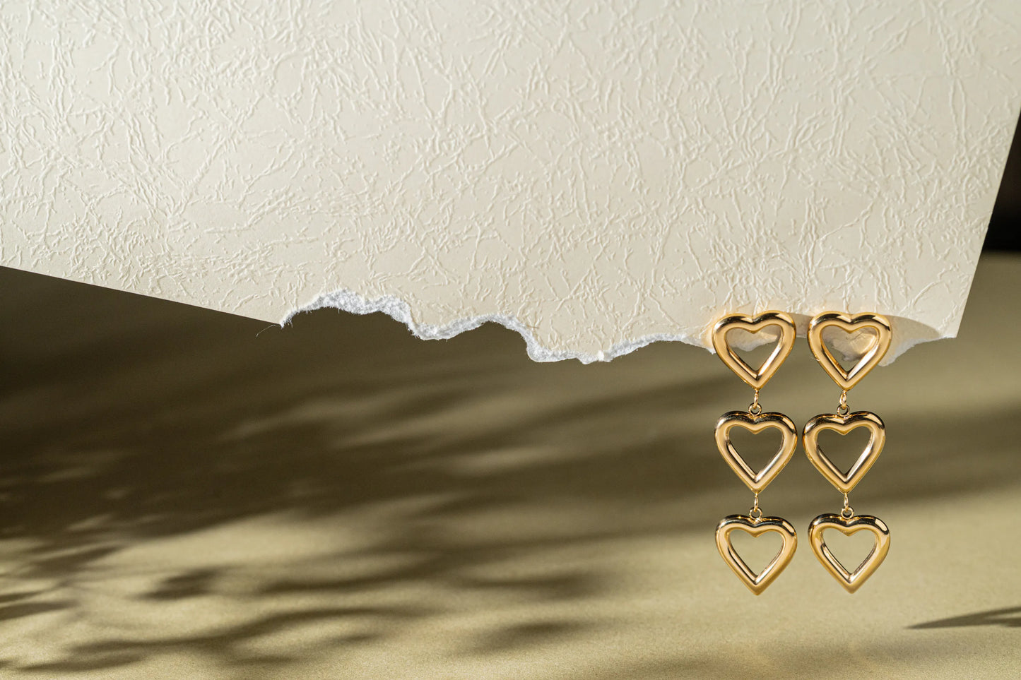 Trickle – 18K Gold Plated Heart Dangle Earrings